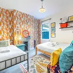 Claremont Apartment A - London